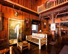 Interior of Pinnacle Peak Steakhouse